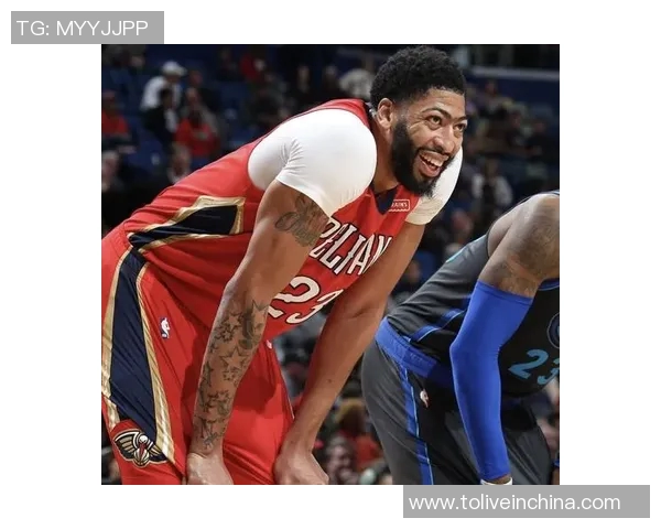 慎入！唐斯Ins晒出眉骨被撞破缝针照片并配文：一场很棒的胜利